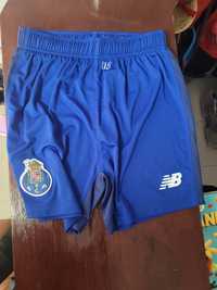 Vendo camisola  do futebol clube do porto tamanho 7 anos