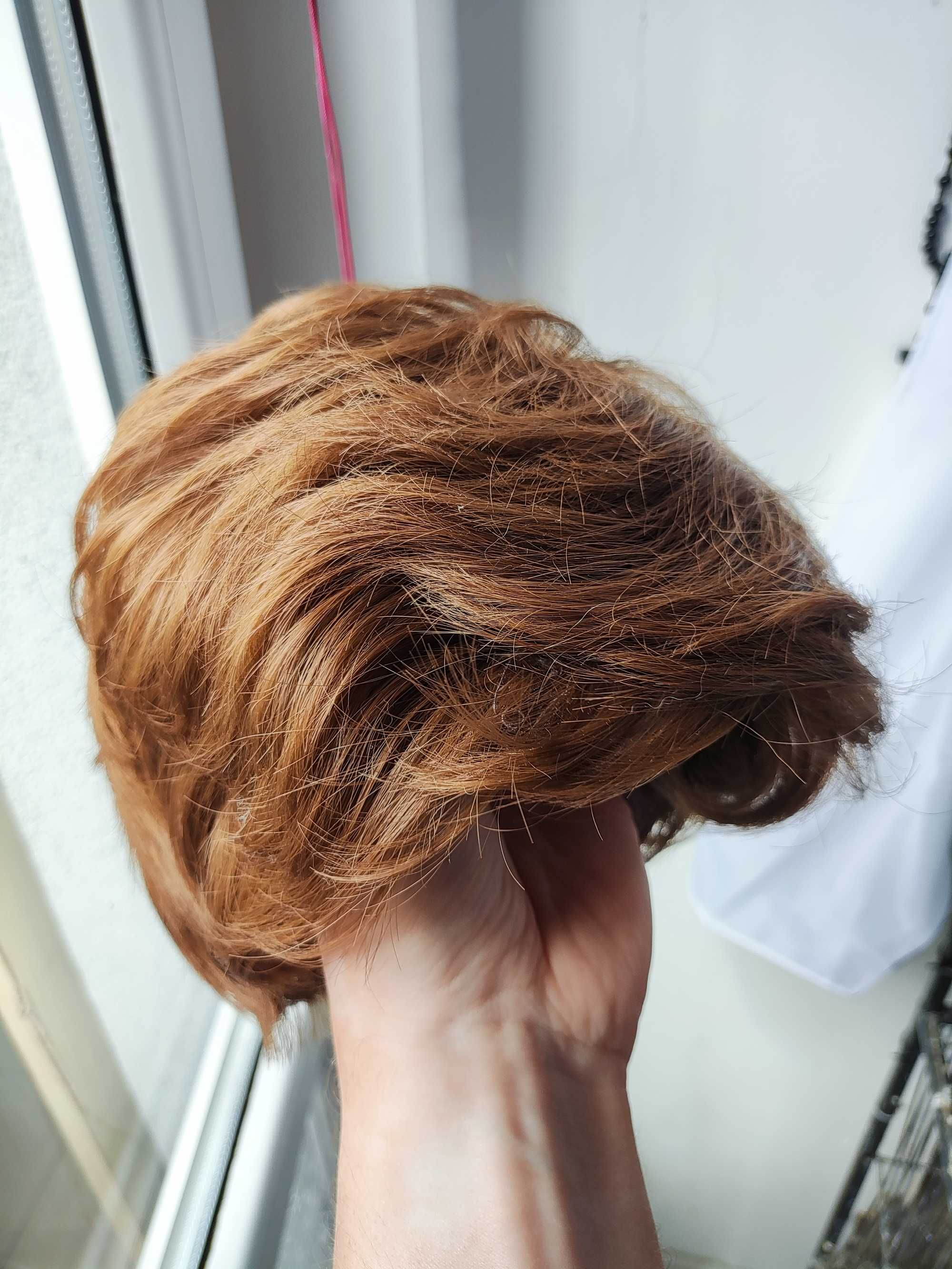 Peruka dla Kobiet Damska krótkie włosy ciemny blond brązowe z grzywką
