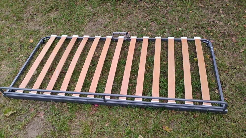 2x łóżko metalowe IKEA svarta parterowe +wysuwana leżanka