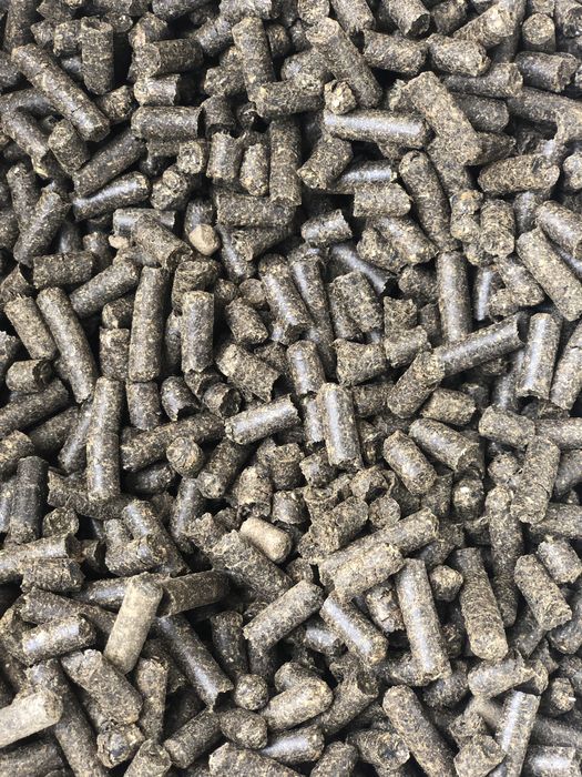 Пелети з відходу соняшника