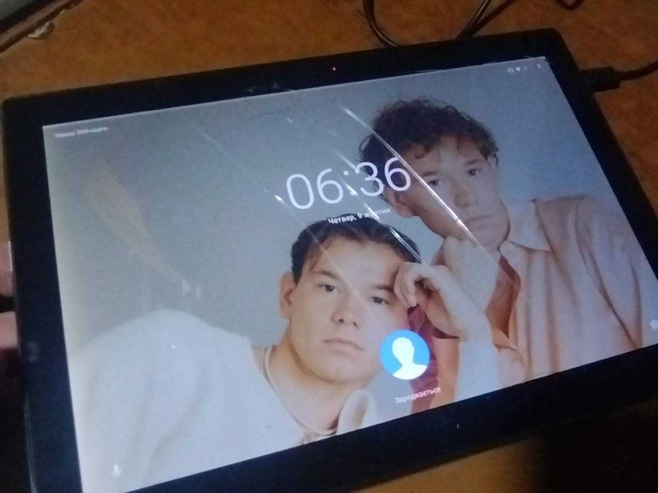 Планшет Lenovo Tab 4 (10, LTE)         ЦІНУ ЗНИЖЕНО!