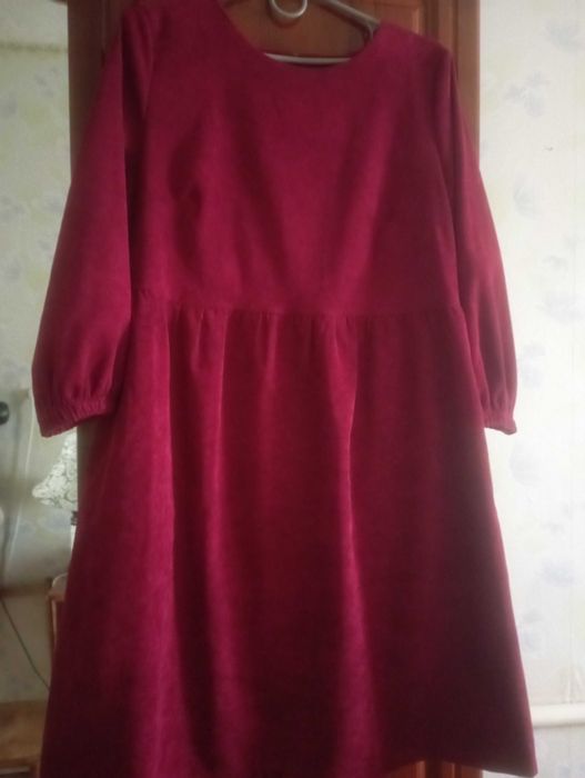 Сукня жіноча вельвет 48 розмір
