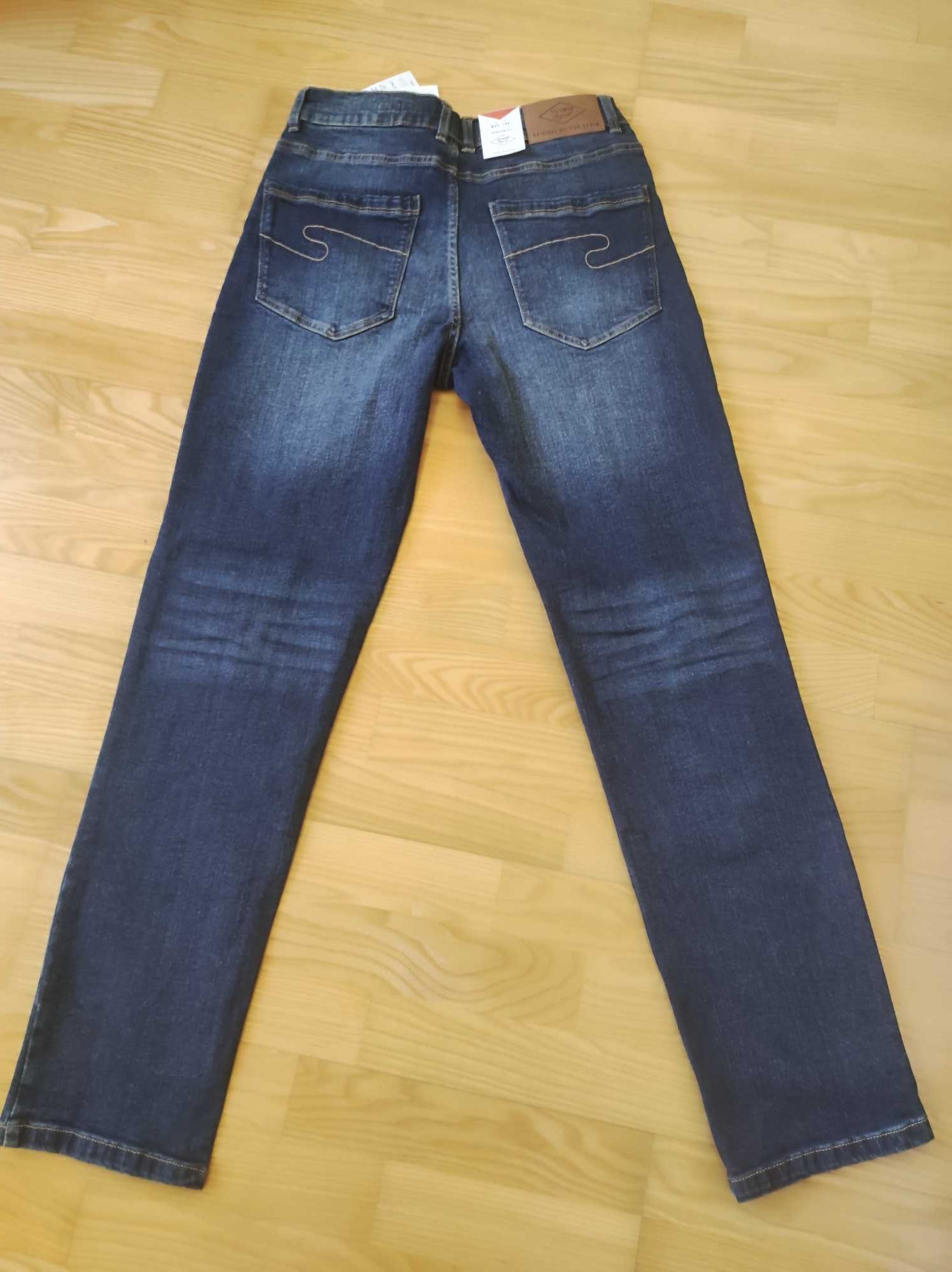 Джинси Lee Cooper розмір М