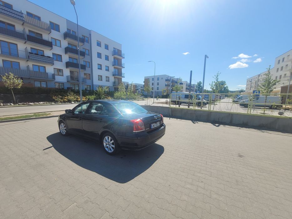 Toyota Avensis T25 nowe opony