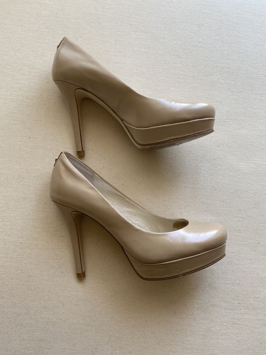 Sapatos Michael Kors Nude, Tamanho 35, Usados apenas uma vez