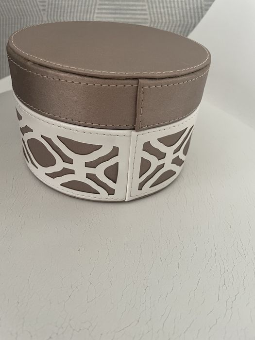 Декоративна коробка скринька для косметики, прикрас та ін