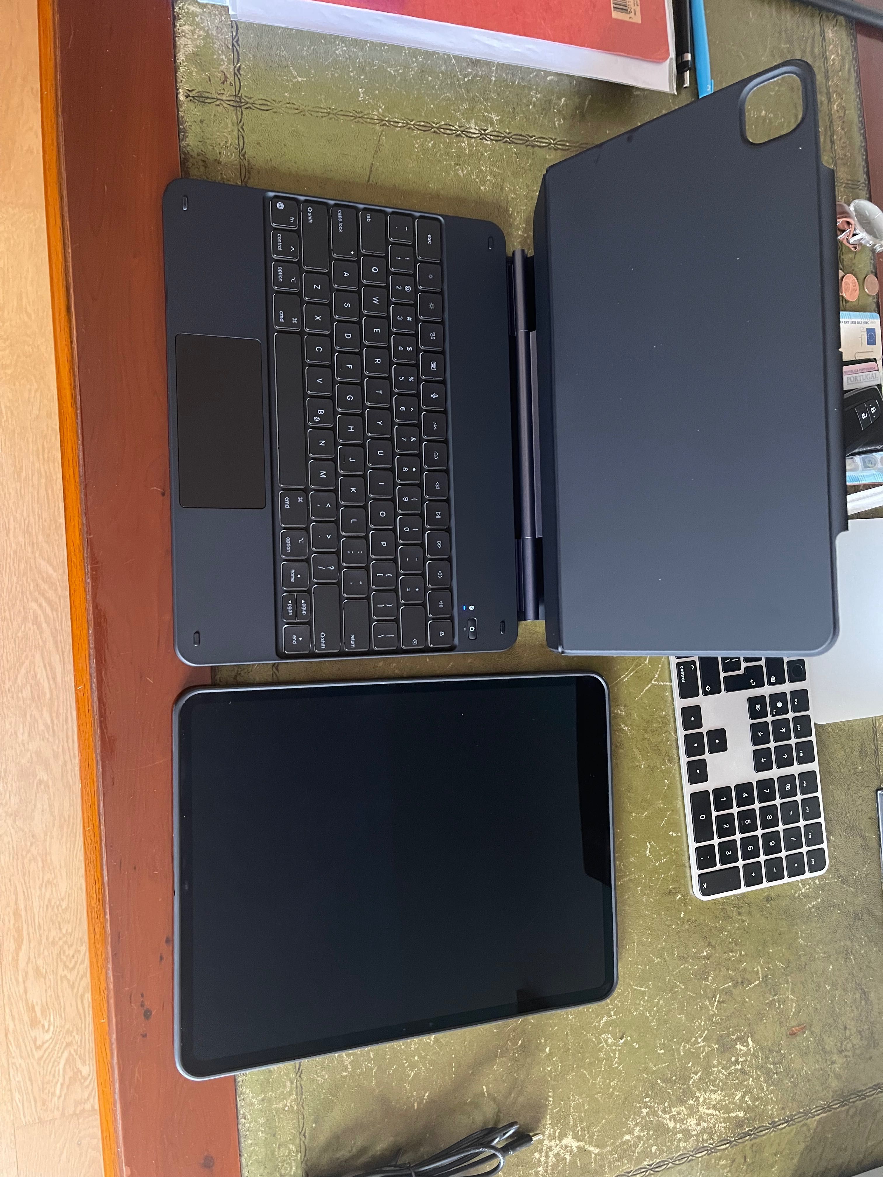 Capa Teclado para Ipad 13" M4