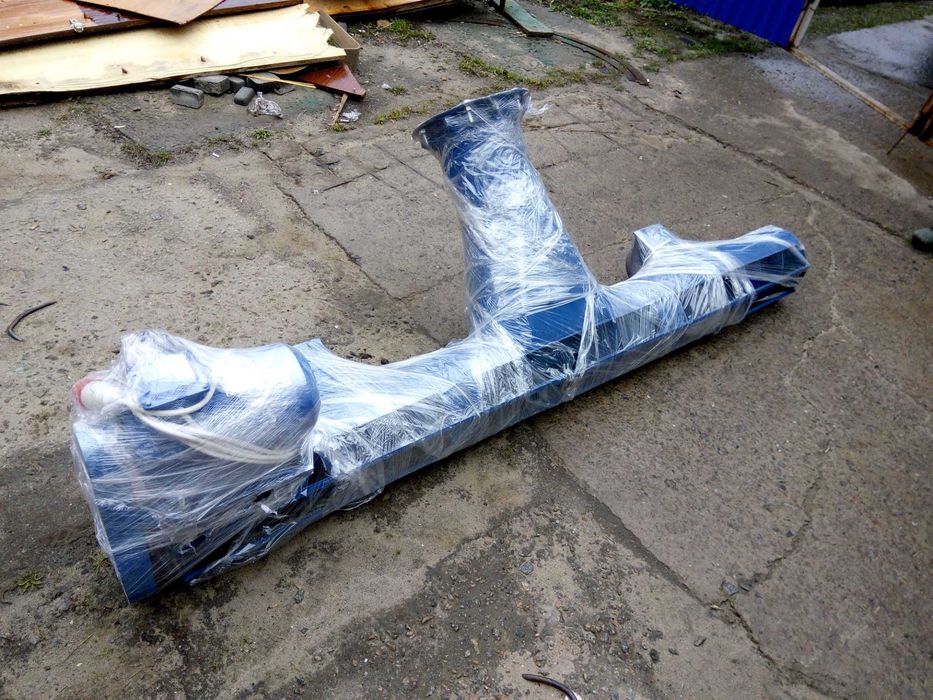 Шнековий навантажувач (погрузчик, загрузчик, конвейєр) в трубі