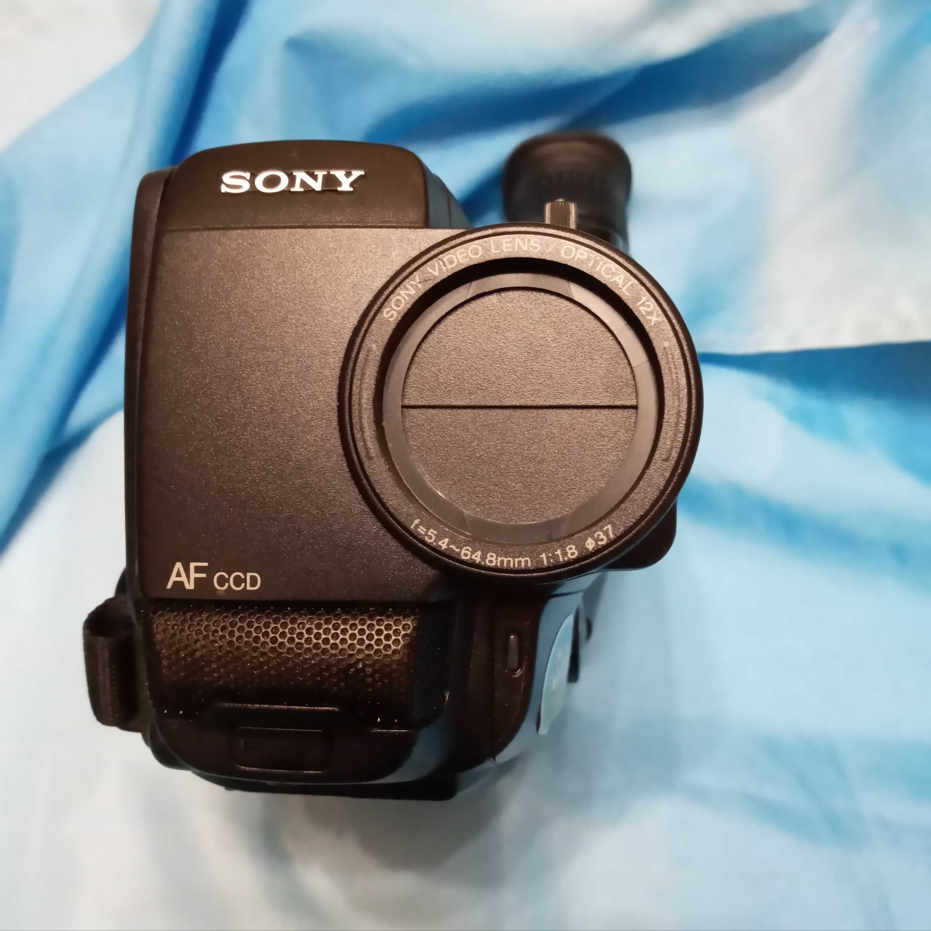 Видеокамера Sony SSD-TR420E
