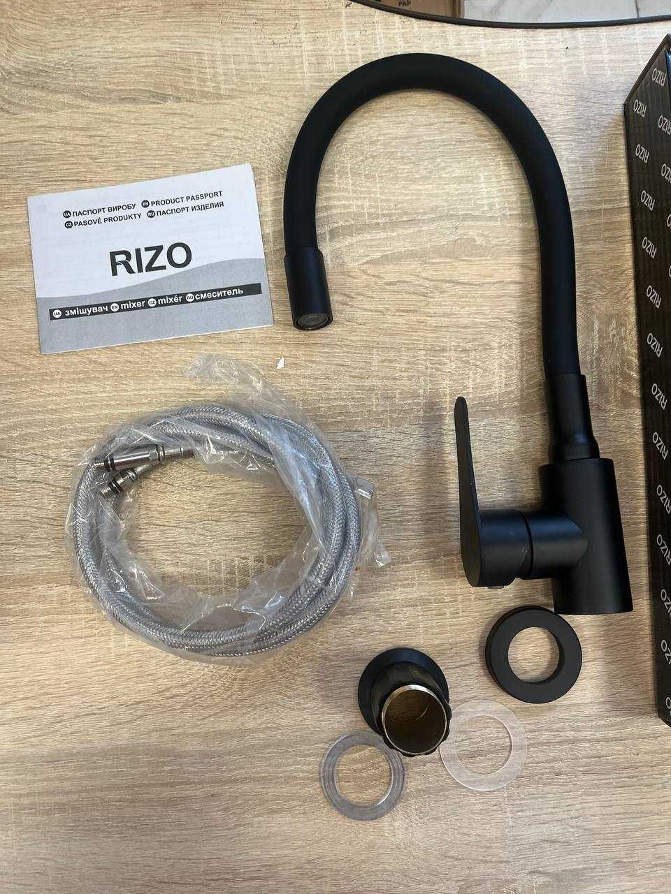 Чорний змішувач для кухні RIZO RC44B з гнучким гусаком Смеситель Опт!