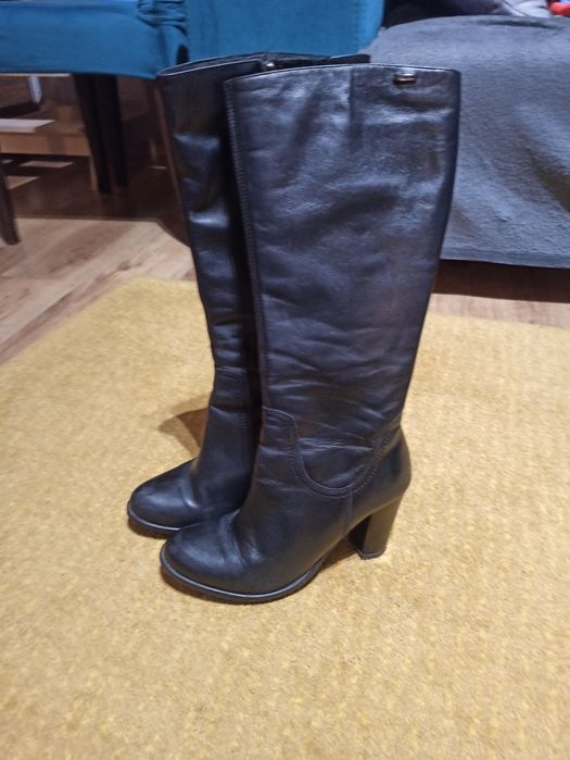 Kozaki na obcasie Lasocki