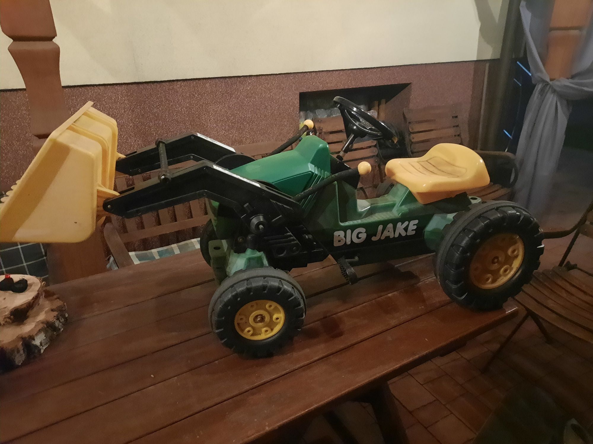 Traktor plastikowy dla dzieci