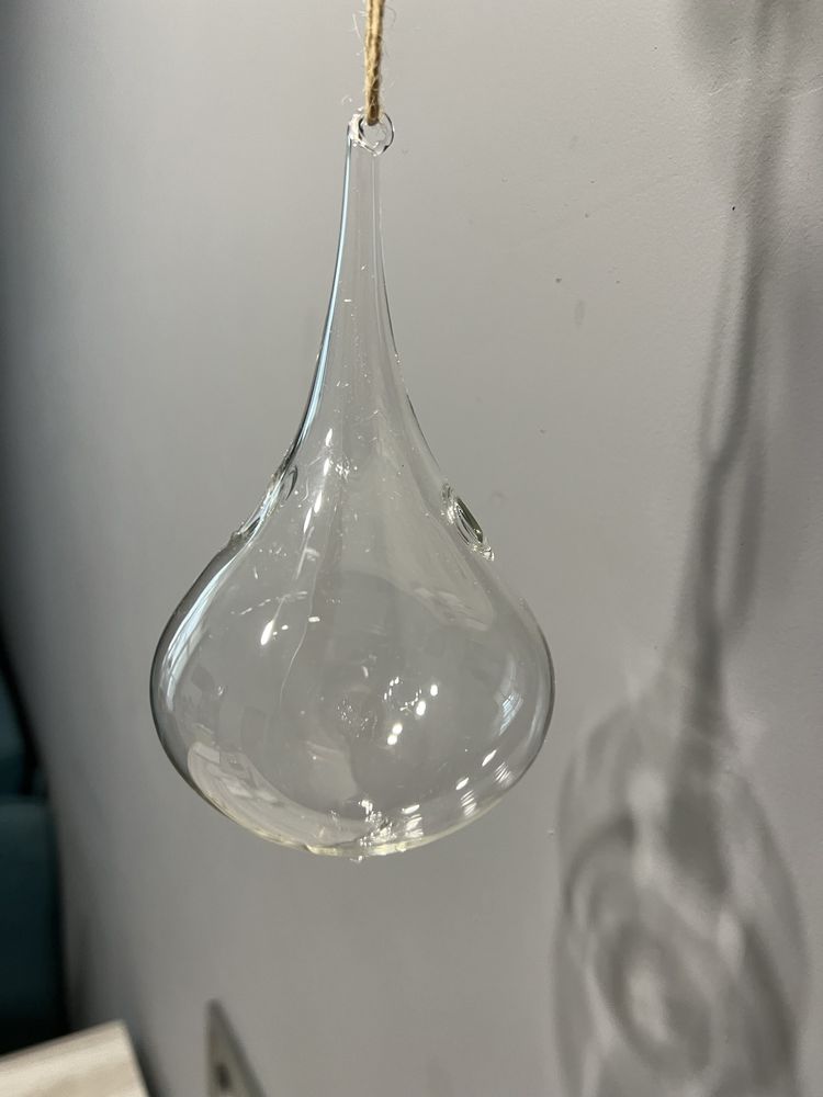 Стеклянная подвесная ваза капля кашпо вазочка скляна