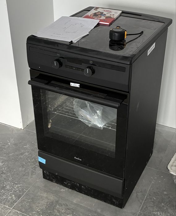 Kuchnia Indukcyjna AMICA 58IET2.322HTAJ(BM) Termoobieg, Powerbooster