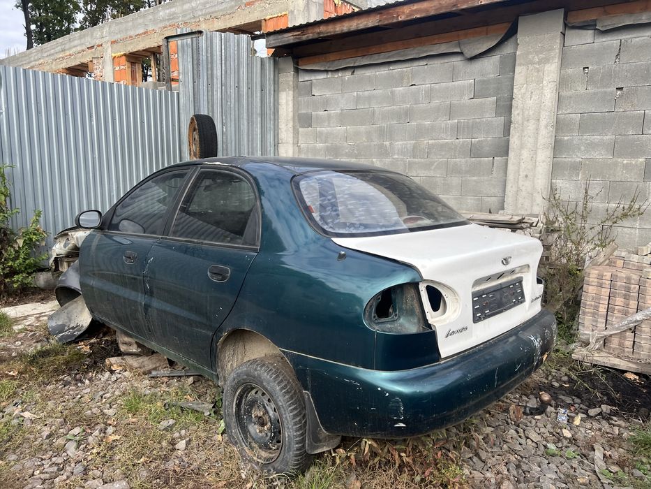 Дейво сенс кузов з документами
