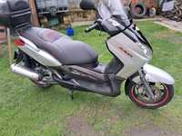 Yamaha x max 125