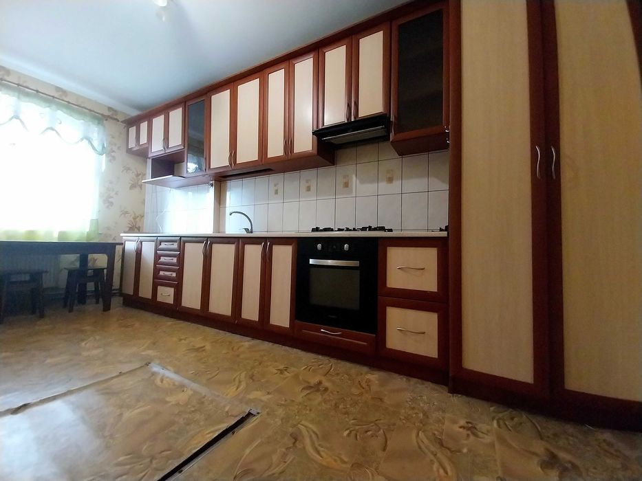 Продам будинок пл. 76/44,2/12,6 м2 в гарному стані (р-н Лісковиця)