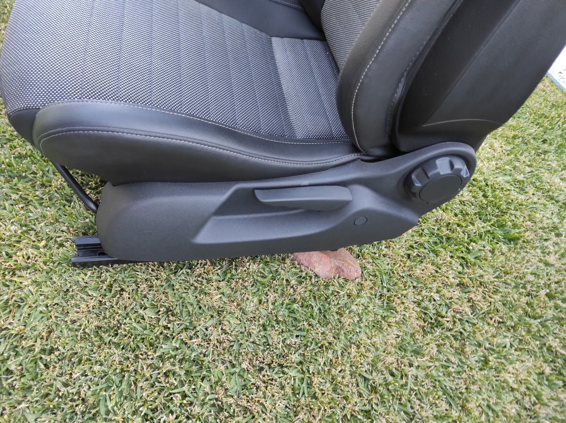 Bancos recaro cs originais Opel corsa D OPC