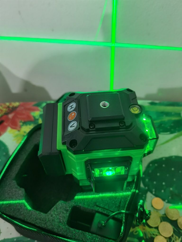 Promoção NÍVEL LASER 12 LINHAS verdes 55E