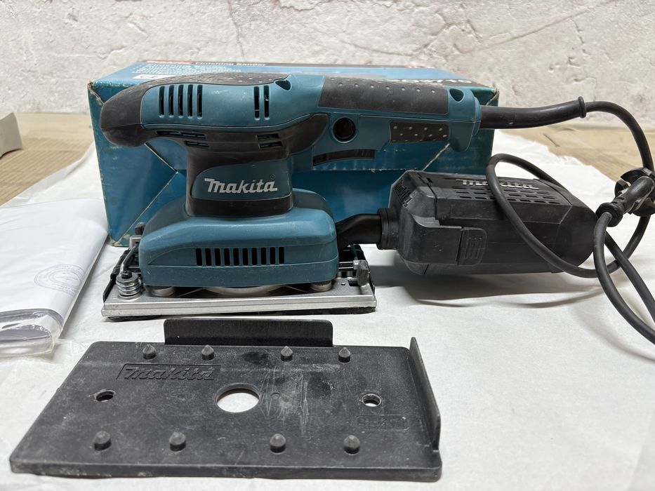 Шліфмашинка Makita 2024року оригінал