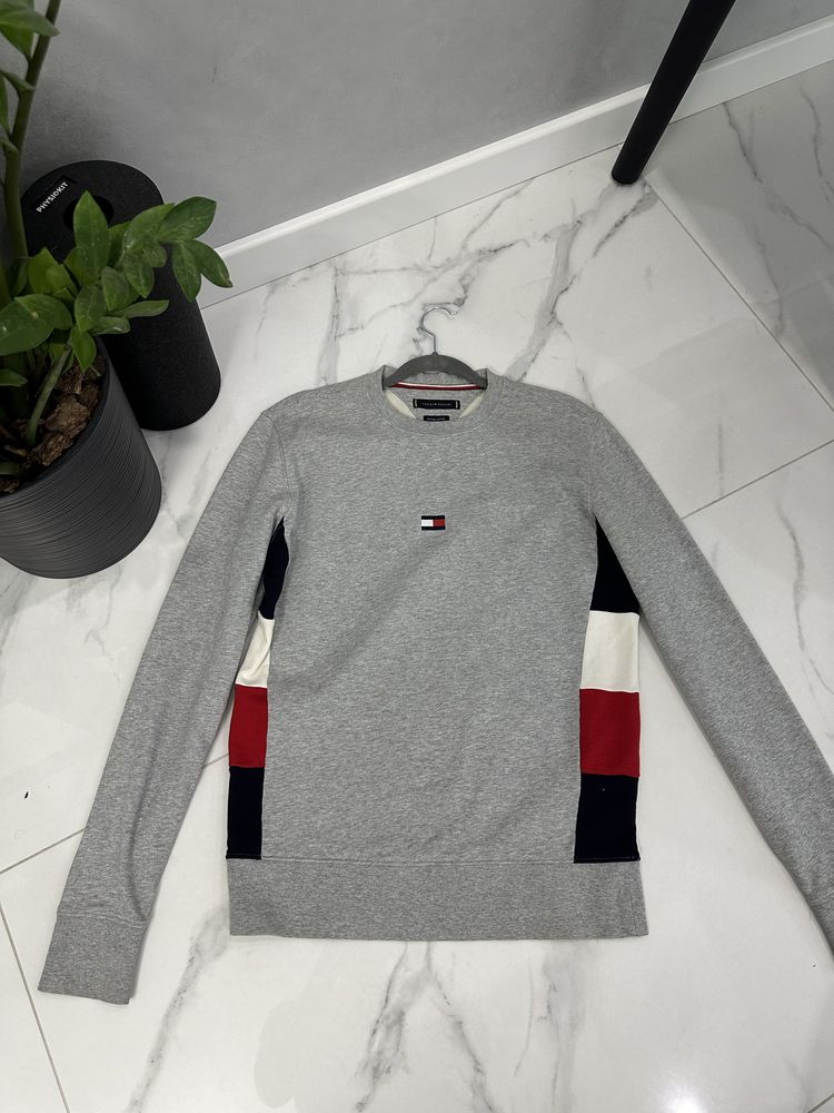 Світшот светр tommy hilfiger М оригінал