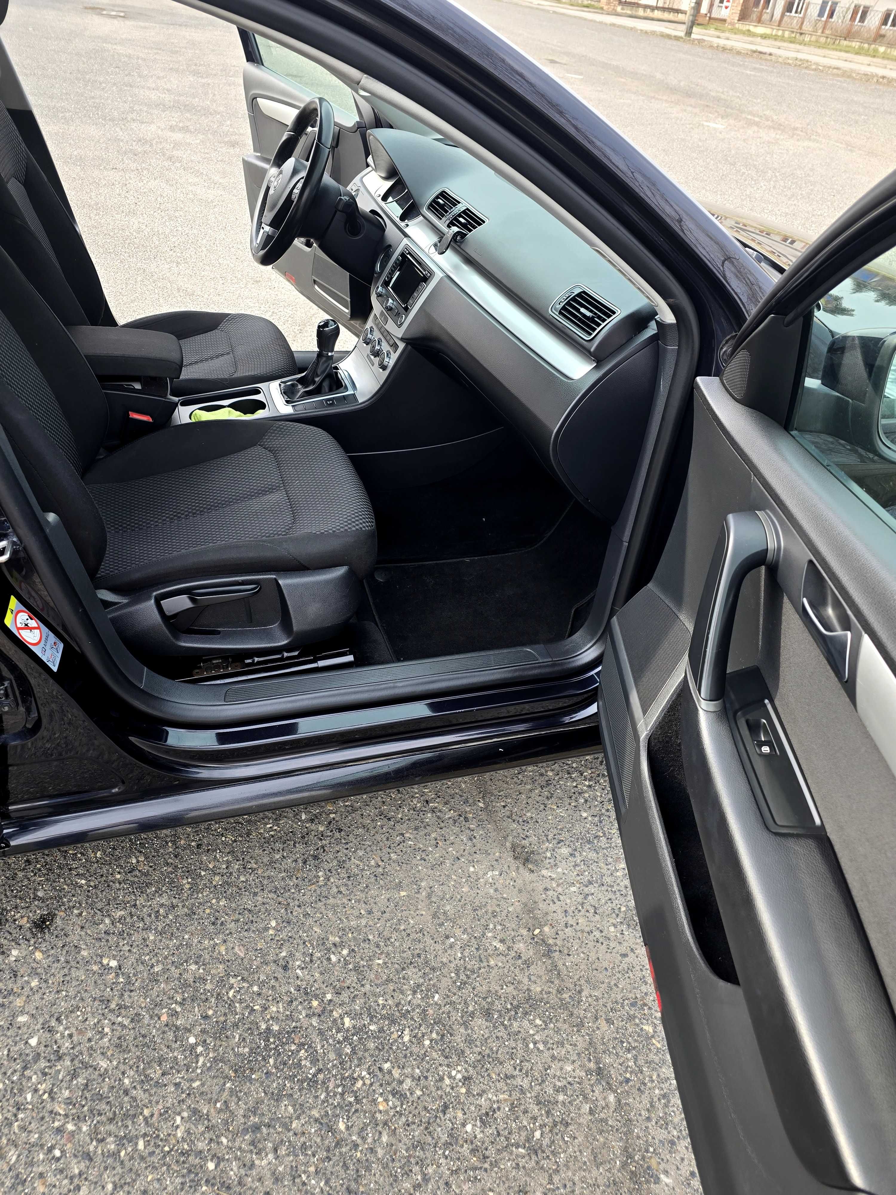 Volkswagen Passat B7 2.0 TDI 2012R.