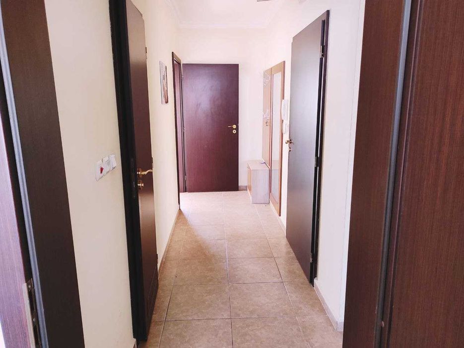 Продаж трикімнатної квартири у місті Святий Влас (Болгарія)