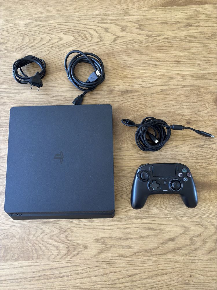 Ps4 Slim 500gb e Ps4 Revolution Pro Controller 3