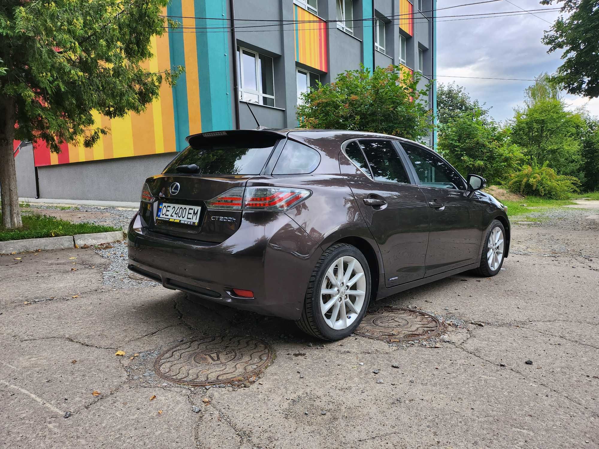 Lexus CT 200h 1.8 Hybrid E-CVT 2012 р. в.