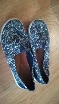 Toms 32,5