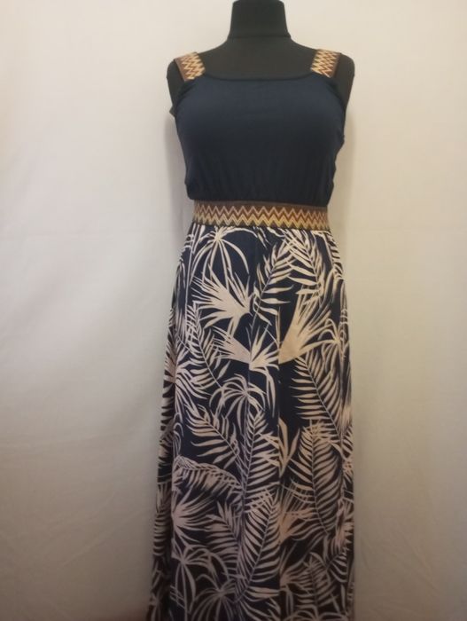 Сарафан на широких бретелях,новий