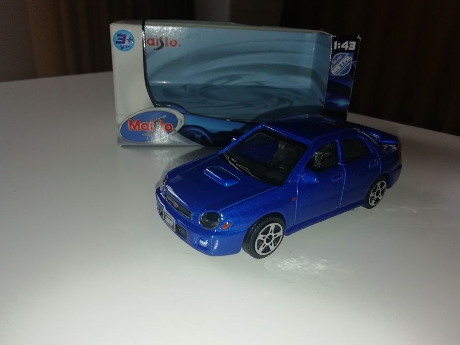 Carros Maisto escala 1/43