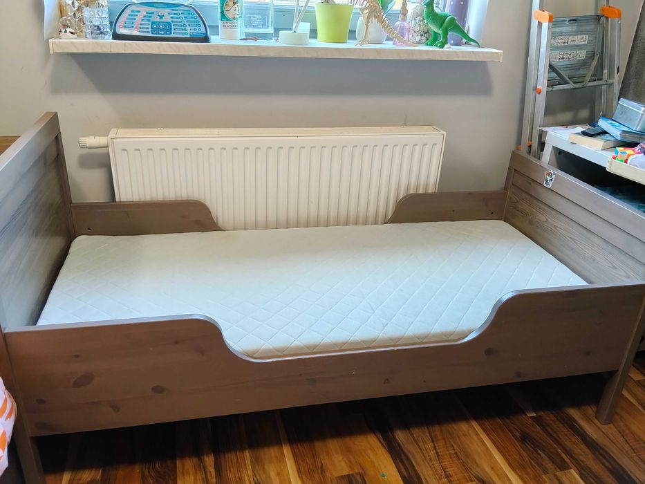 Łóżko dziecięce ikea z materacem