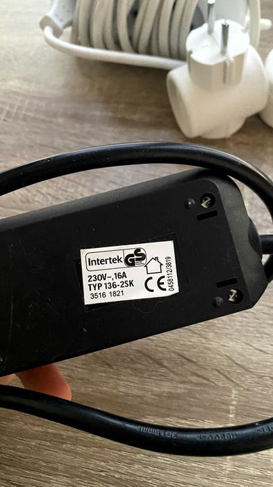 Комплект: подовжувач 6 розеток (16А) + подовжувач 3х та трійники