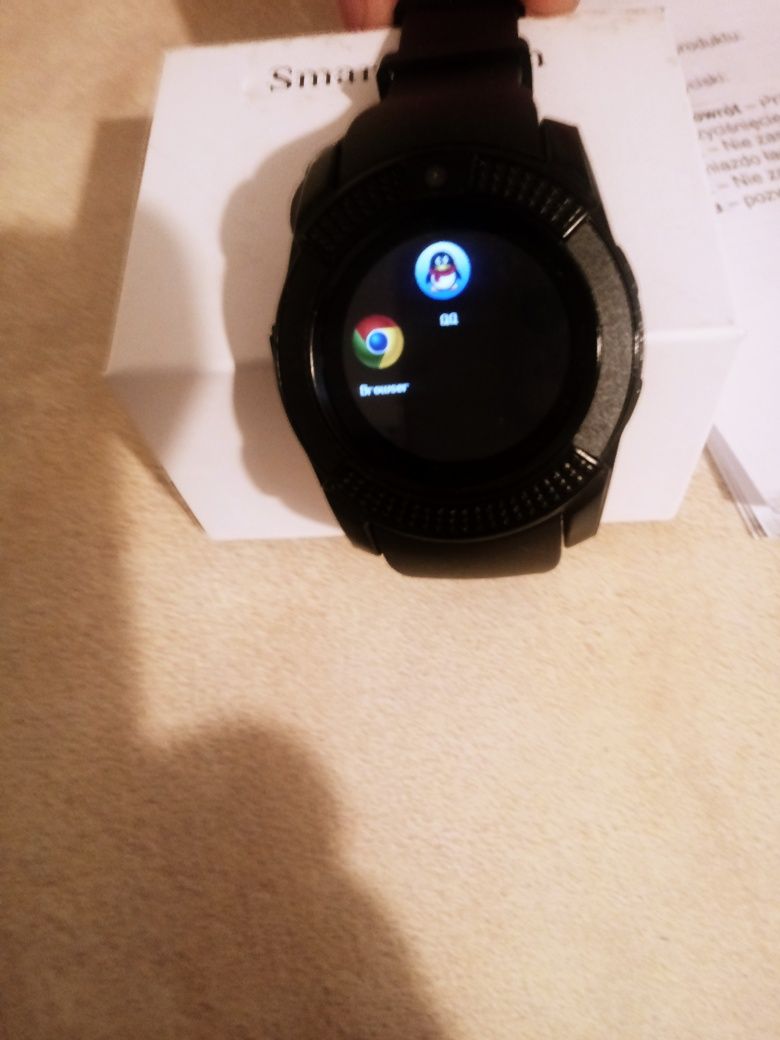 Smartwatch " v 8"