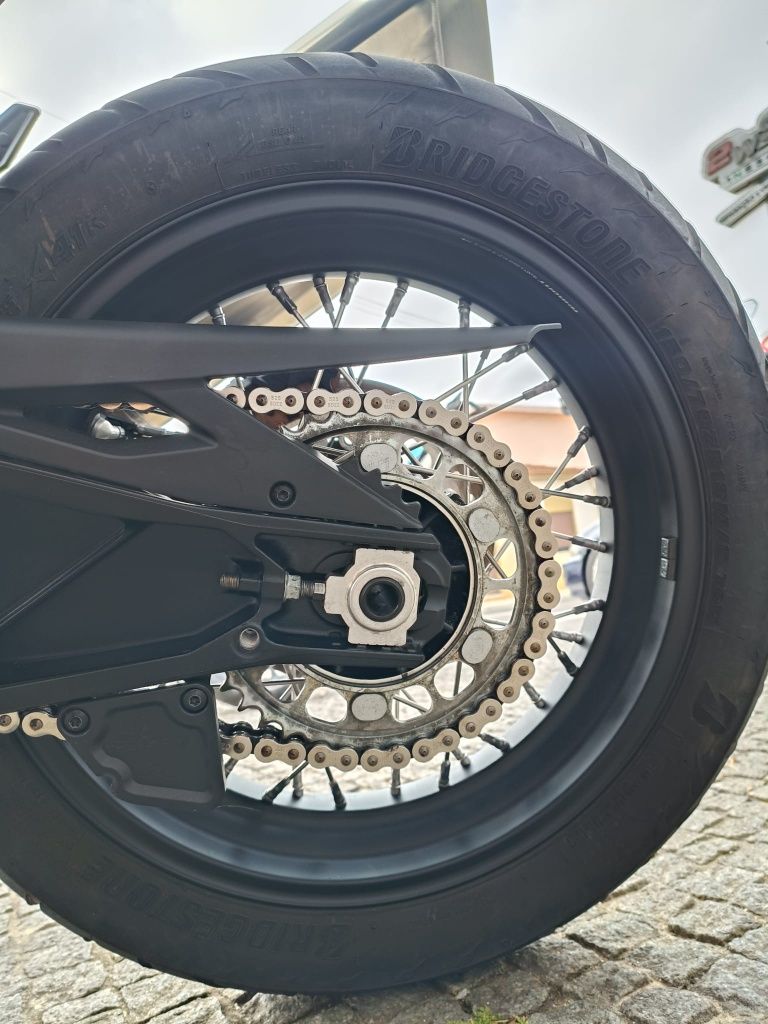 KTM 1290 Super Adventure R com APENAS 4.800KM