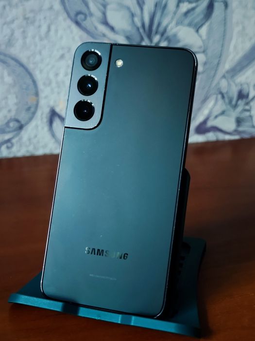 Samsung galaxy s22 5g (8 gen 1) 8/128