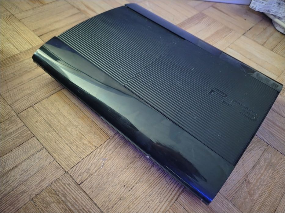Konsola PlayStation 3 Super Slim 500GB CECH-4004C