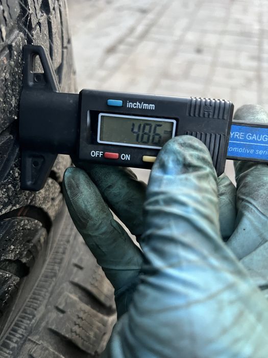 4 opony zimowe na sezon Nokian 195/65 r15 2014