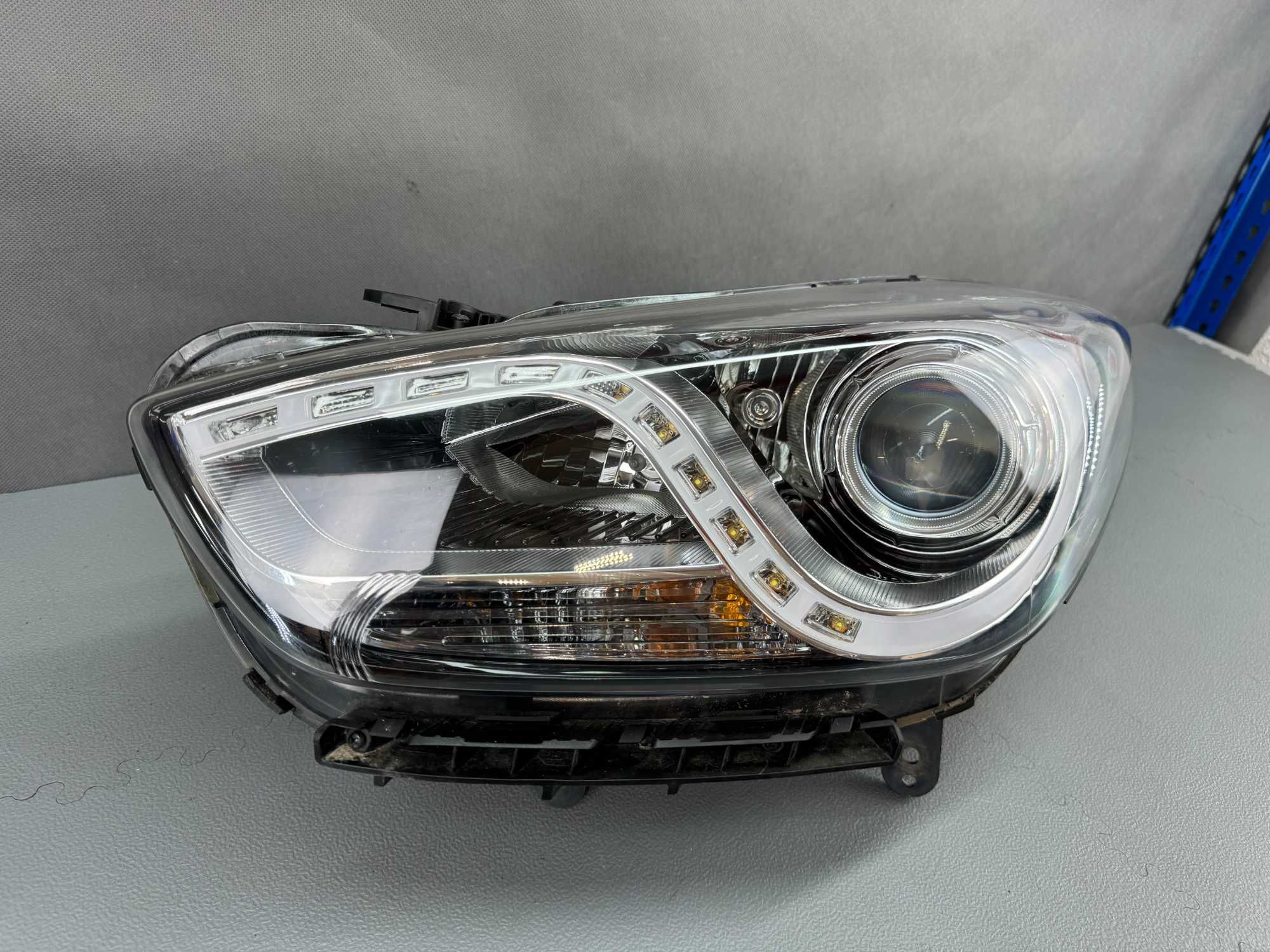 Hyundai I40 Lampa Przód Przednia Lewa H7 10 Pin Europa Stan BDB