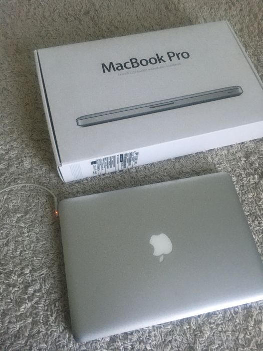 Mac book pro laptop 13,3 2008-  2012