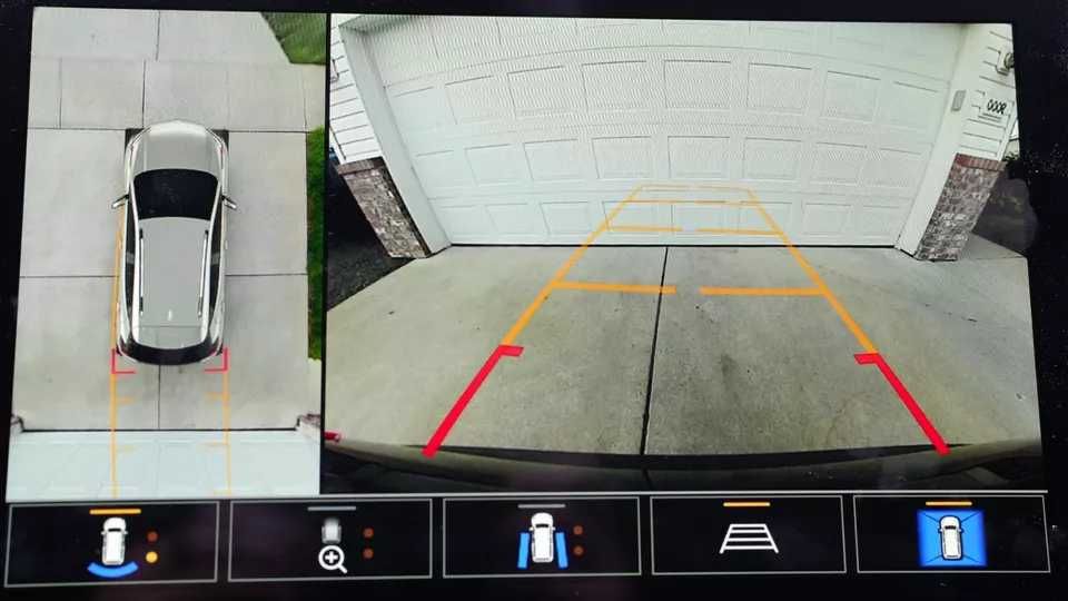 2023 Chevrolet Bolt Premier PREMIER