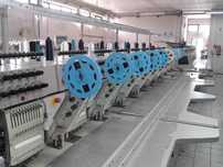 Maquina de bordar ZSK com furador e lantejoulas
