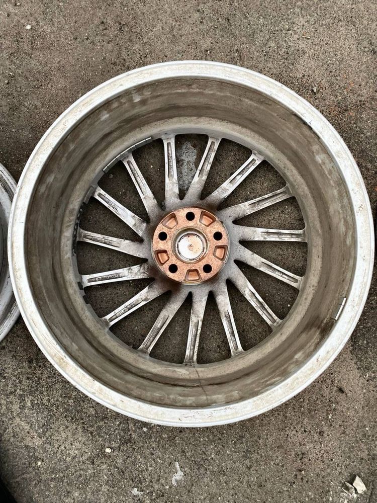 Продам дики  VOSSEN r20 ! 5/112