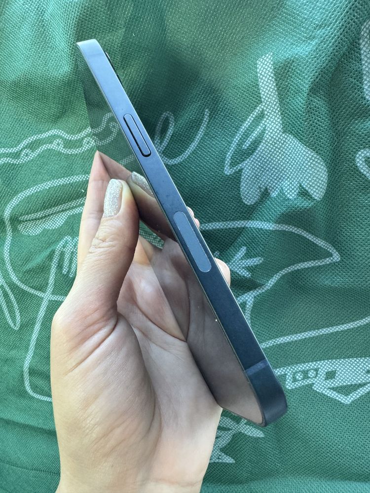 iPhone 13 256gb Неверлок акб 94% Black айфон 13