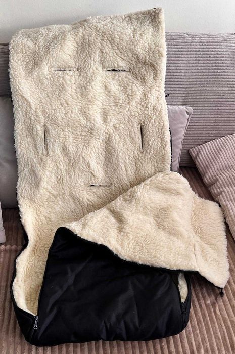 Śpiworek wełniany do wózka, sanek, gondolii