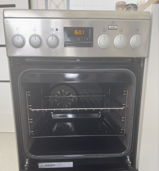 Електрична/електрическая плита  ELECTROLUX LKK664220x гарантія
