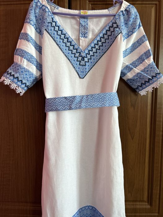 Вишите плаття