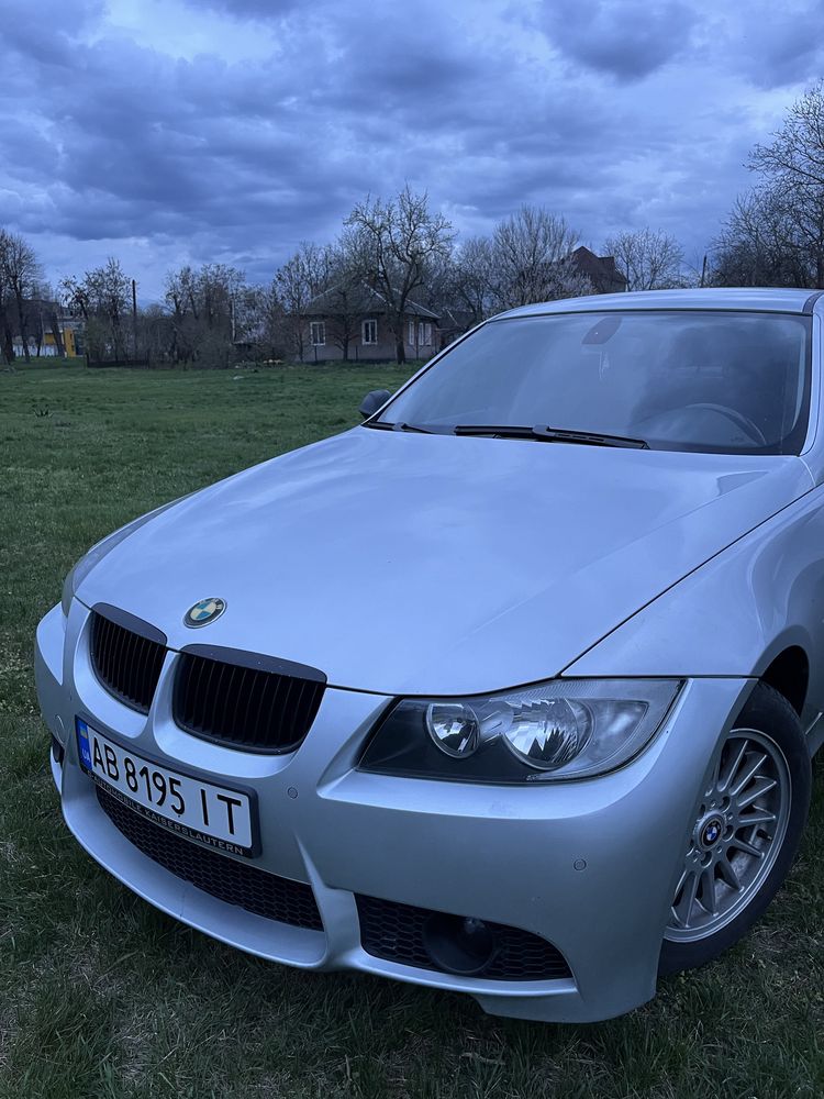 BMW 3 Series E90 2005 года , интересует обмен