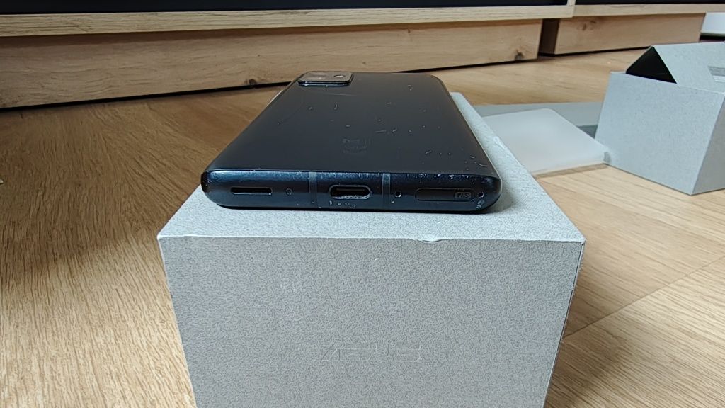 Asus zenfone 8 8/128 czarny